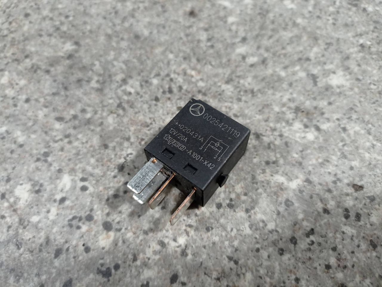 реле (прочие) Mercedes-Benz CL-Класс C215 (1999 - 2002), 5.0 л., i, 0025421119 - фото №1