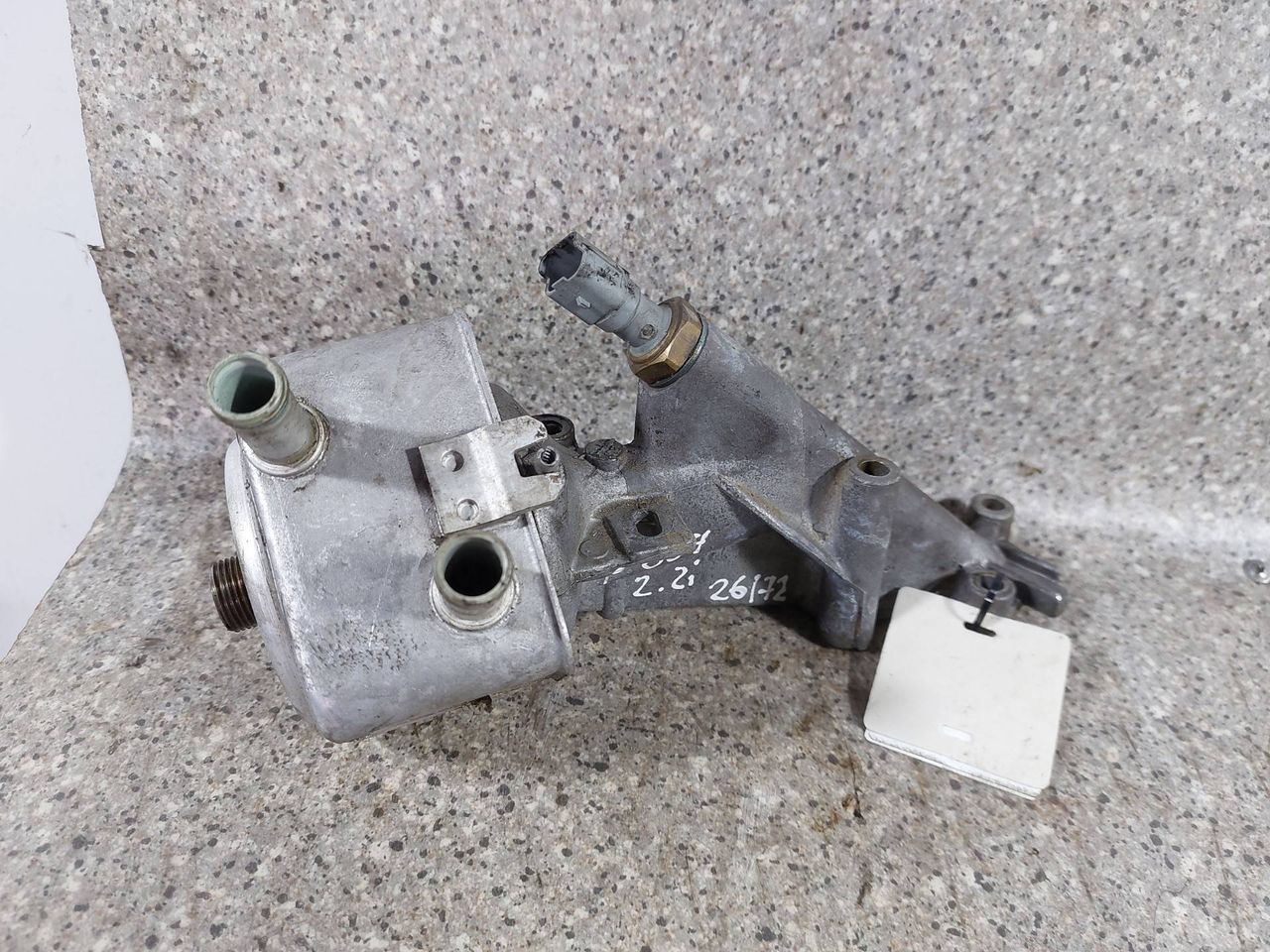 теплообменник масляного фильтра Peugeot 607 1 поколение (2000 - 2004), 2.2 л., i, 3FZ (EW12J4), бензин, МКПП, 9637319180 - фото №1