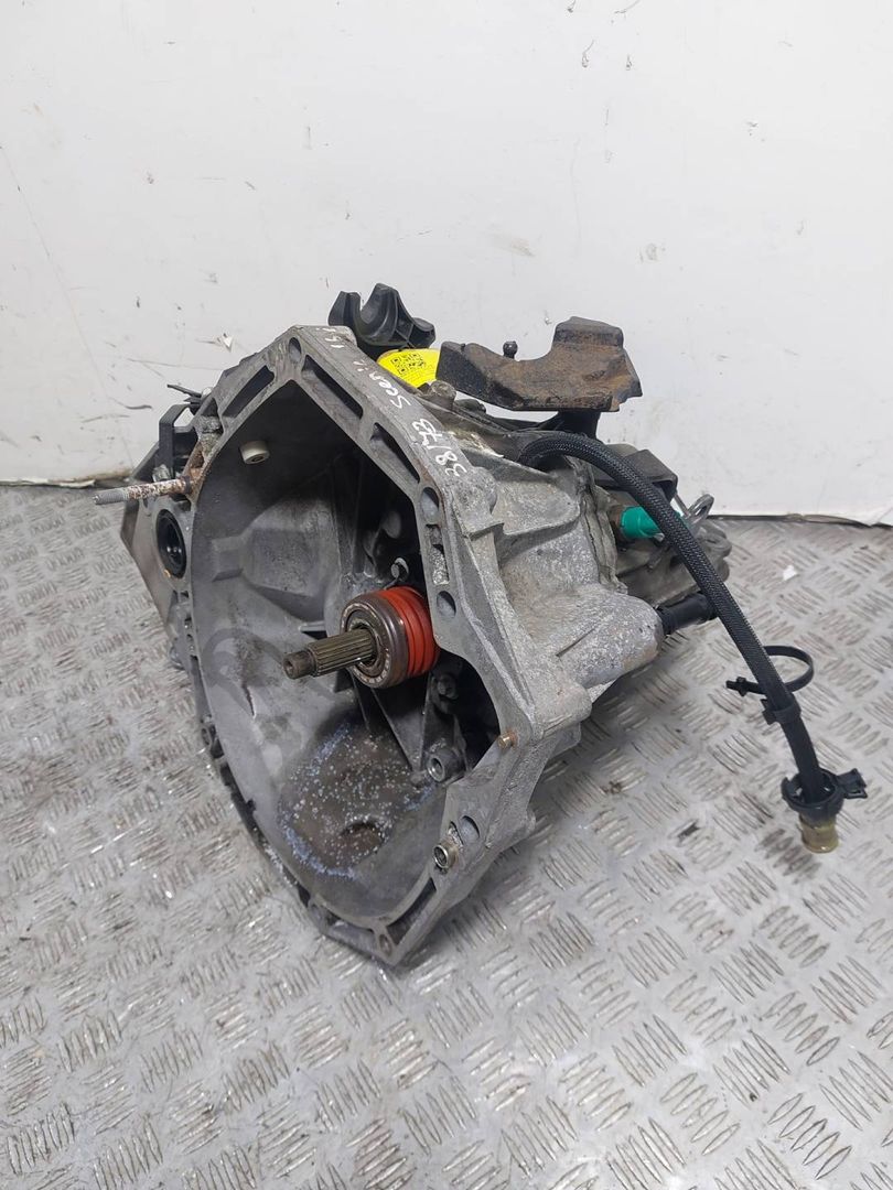 КПП механическая (МКПП) Renault Scenic 3 поколение (2009 - 2012), 1.6 л., i, K4M 858, бензин, 6МКПП, TL4610186 - фото №1