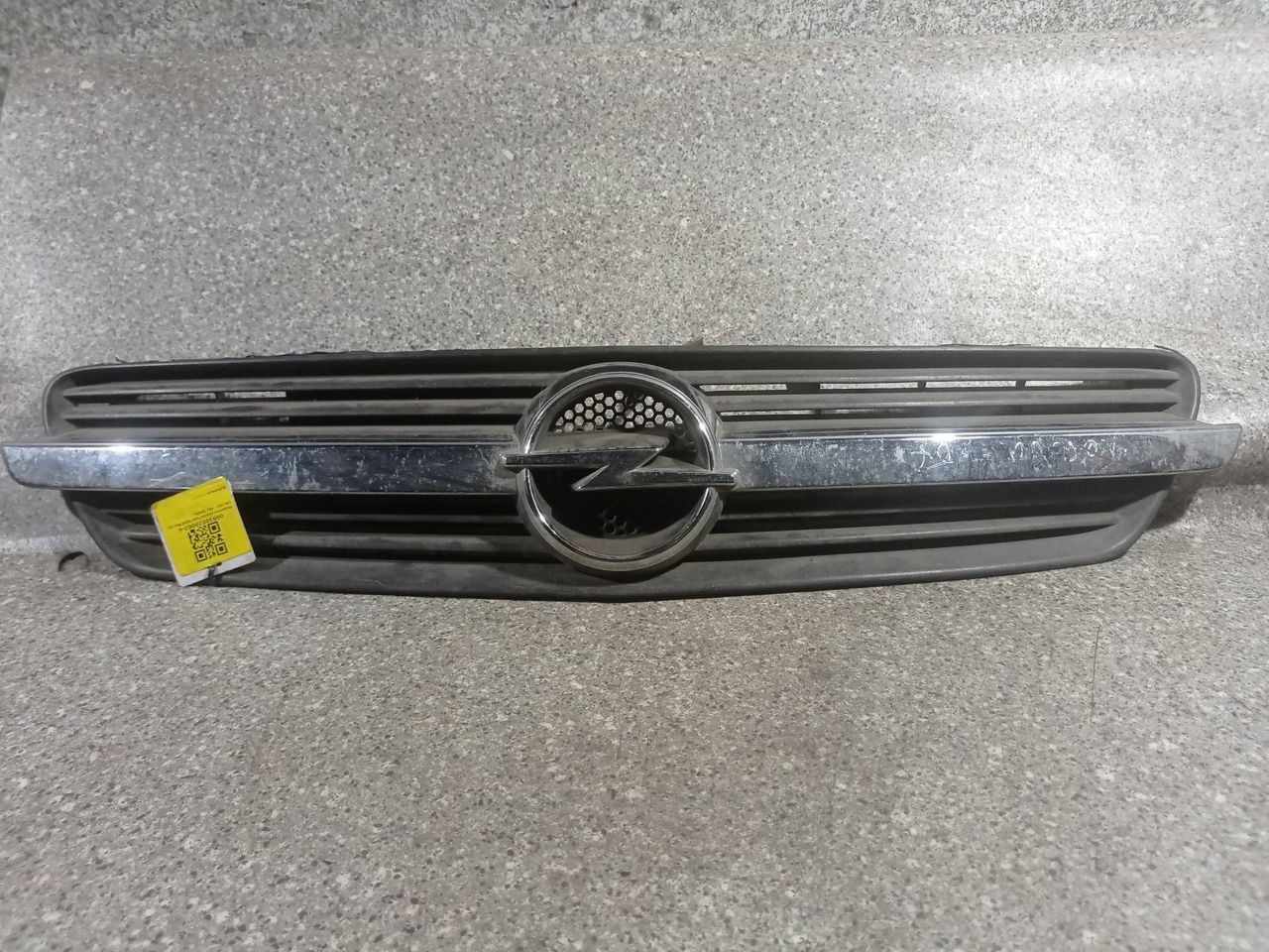 решетка радиатора Opel Meriva 1 поколение (A) (2002 - 2006), 13117843 - фото №1