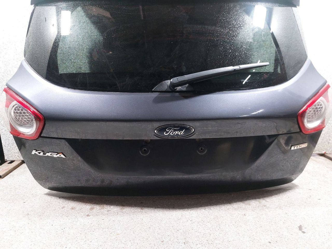 моторчик заднего стеклоочистителя (дворника) Ford Kuga 1 поколение (2008 - 2013) - фото №1