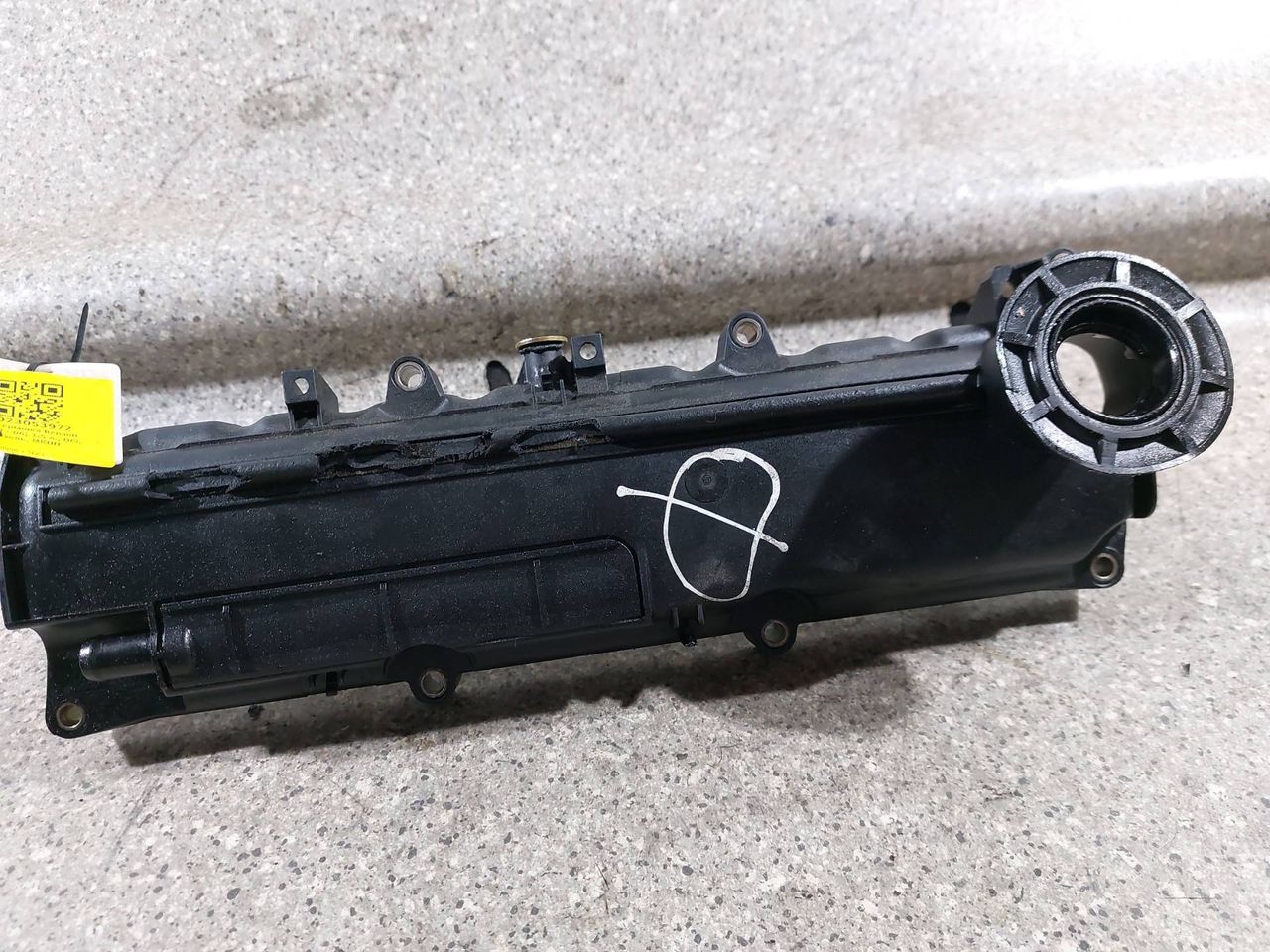 клапанная крышка Renault Scenic 2 поколение (2003 - 2006), 1.5 л., DCi, K9K 728, дизель, МКПП, 8200379908 - фото №1