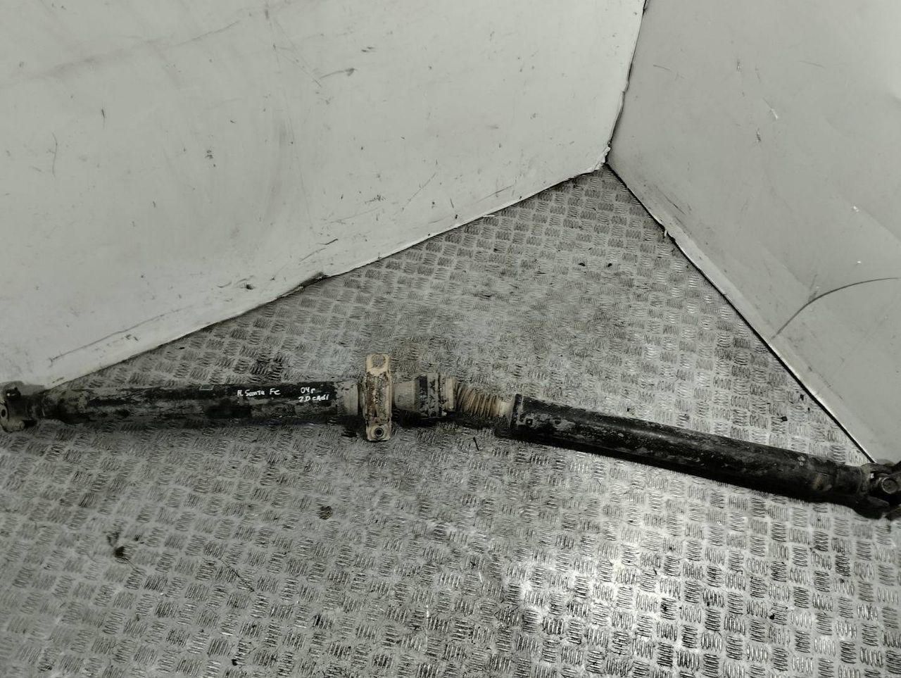 карданный вал Hyundai Santa Fe 1 поколение (SM) (2000 - 2004), 2.0 л., CRDi, D4EA, дизель, МКПП, полный привод, 49300-26200 - фото №1