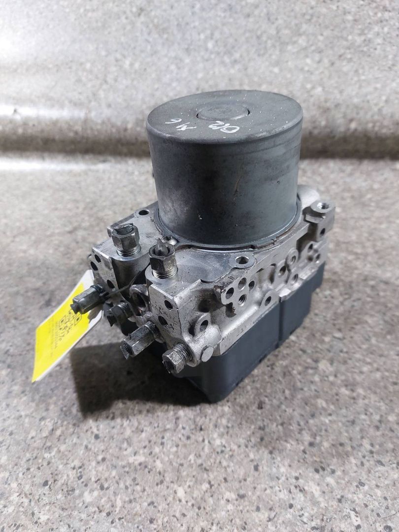 блок ABS Mazda 6 GJ (2012 - 2015), 2.2 л., cTDi, GHR1-437A0, 133800-5670 - фото №1