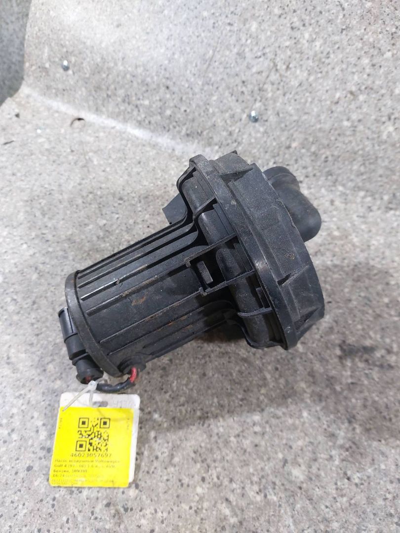 насос воздушный Volkswagen Golf 4 поколение (1997 - 2006), 1.6 л., i, AVU, бензин, 5МКПП, 06A959253B, 72273803, 06A131333C - фото №1