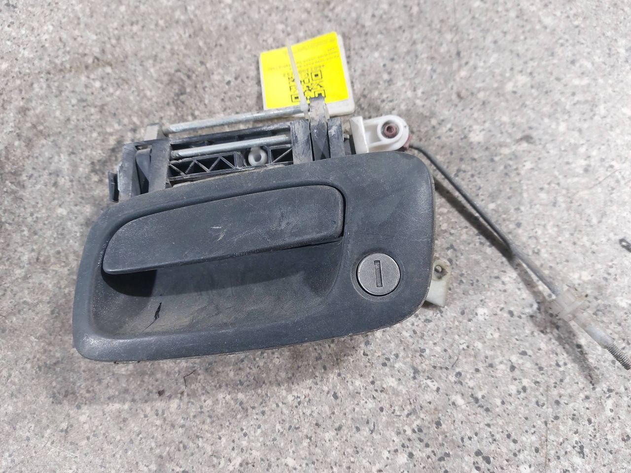 ручка наружная Opel Zafira 1 поколение (A) 1999 - фото №1