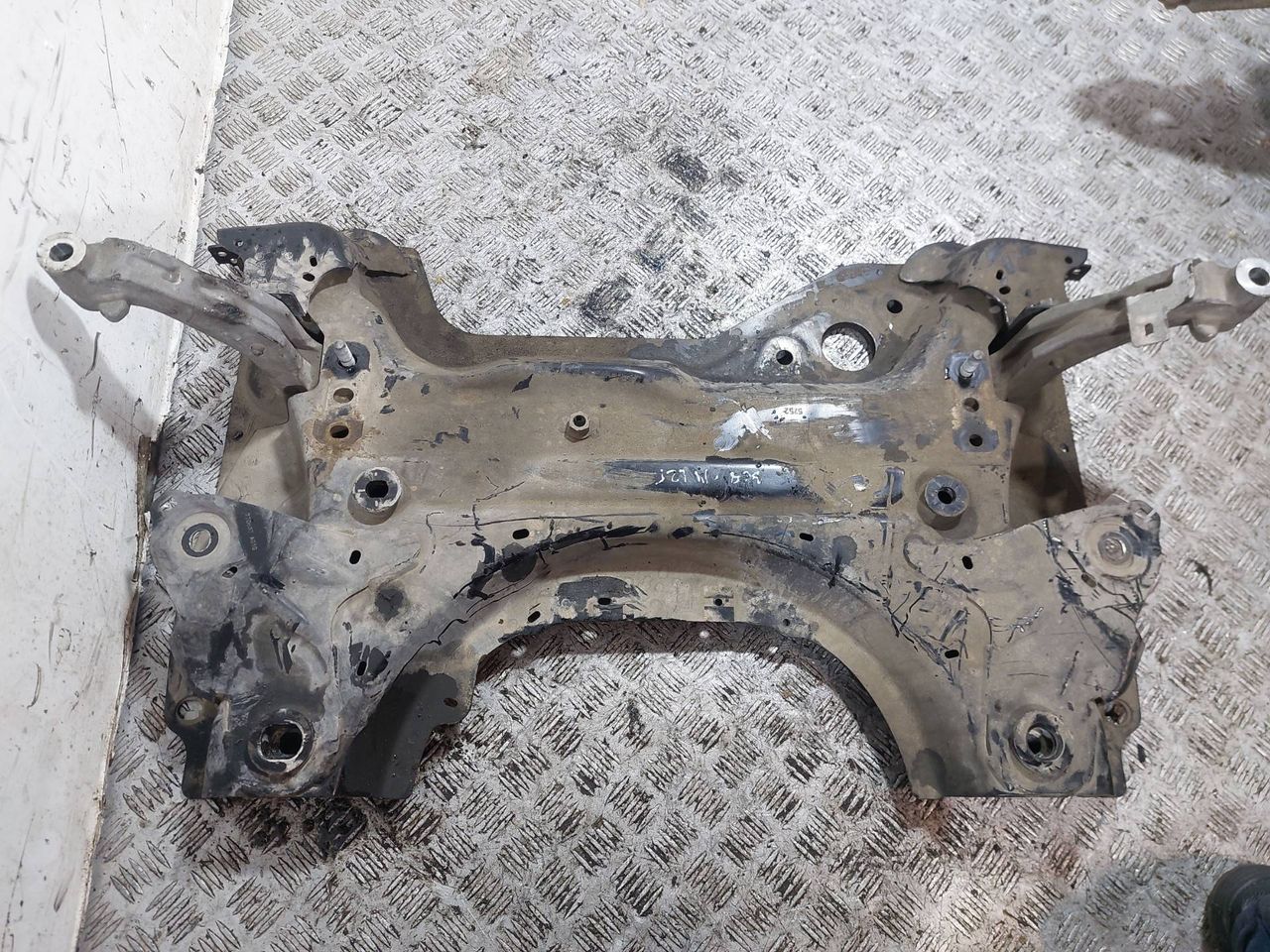 балка подвески передняя (подрамник) Peugeot 308 T9 (2013 - 2017), 1.2 л., Ti, хетчбэк 5 дв., 770687A01G - фото №1