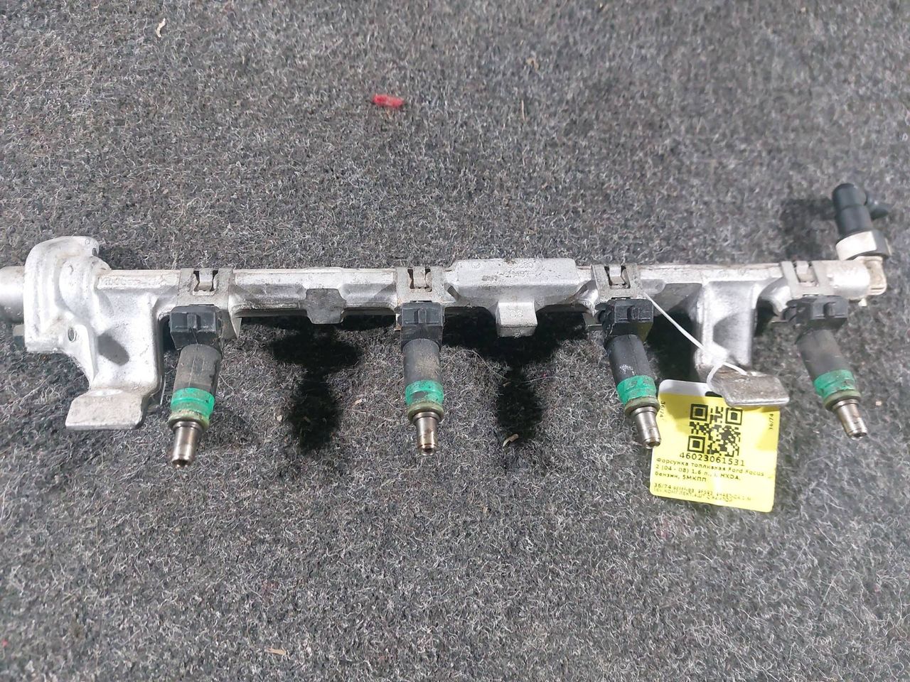 форсунка Ford Focus 2 поколение (2004 - 2008), 1.6 л., i, HXDA, бензин, 5МКПП, 98MF-BB, 9F593, 9H487-CA - фото №1
