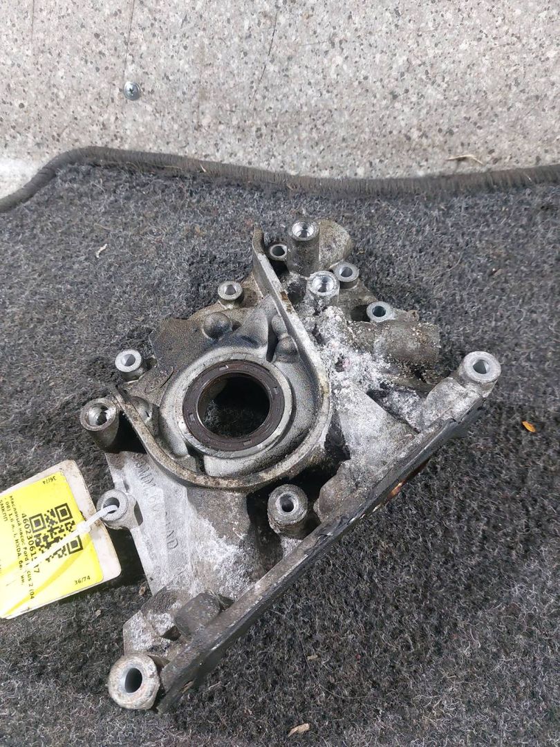 насос масляный Ford Focus 2 поколение (2004 - 2008), 1.6 л., i, HXDA, бензин, 5МКПП, 98MM6604AD - фото №1