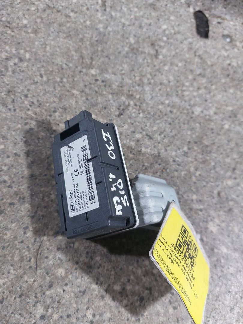 блок контроля давления в шинах Hyundai i30 GD (2012 - 2015), 1.4 л., CRDi, 95800-A5010 - фото №1