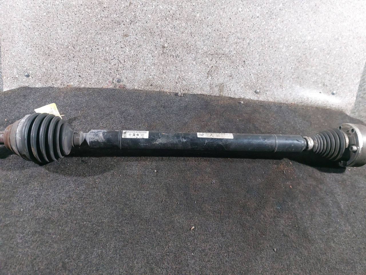 полуось передняя правая (приводной вал, ШРУС) Volkswagen Passat B6 (2005 - 2010), 2.0 л., TDi, дизель, 1K0407272QN - фото №1