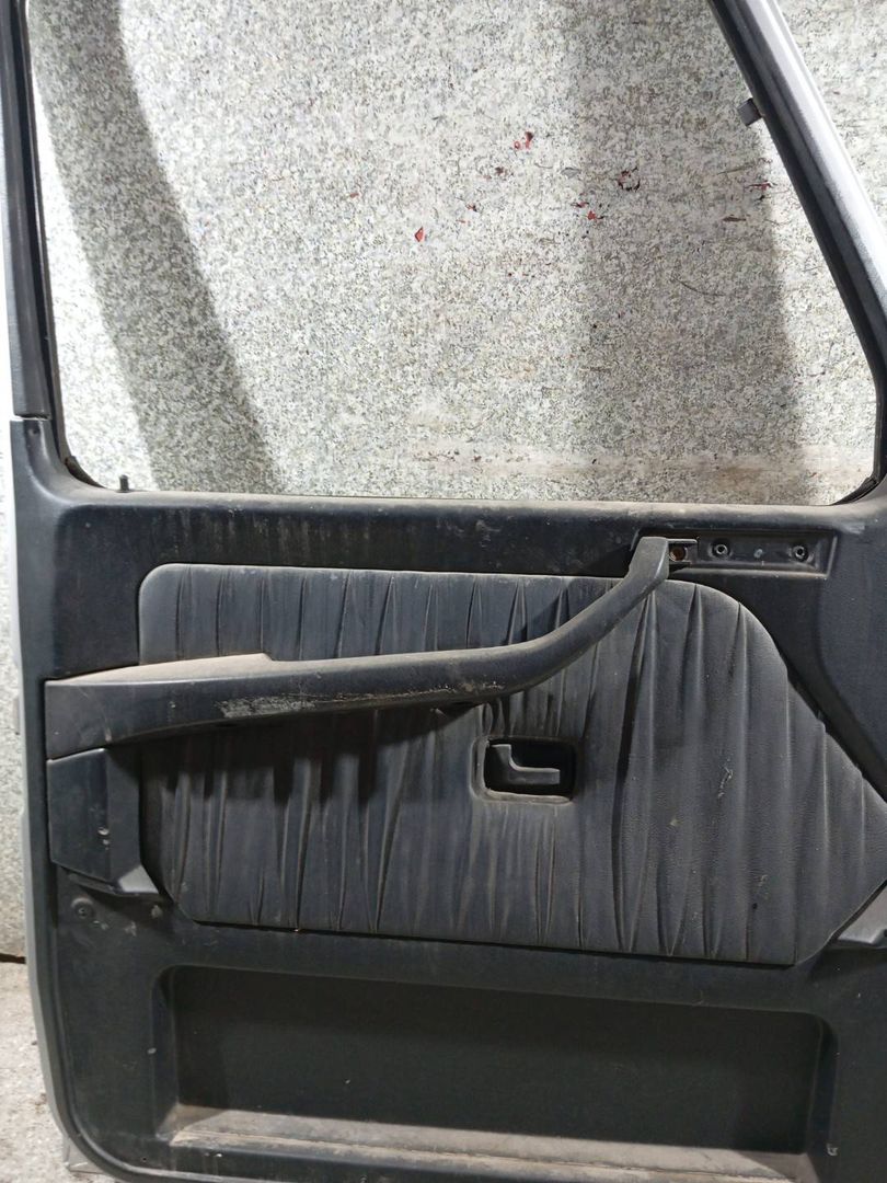 стеклоподъемник передний левый Mercedes-Benz G-Класс W463 (1990 - 2006), 3.0 л., i, АКПП, полный привод - фото №1