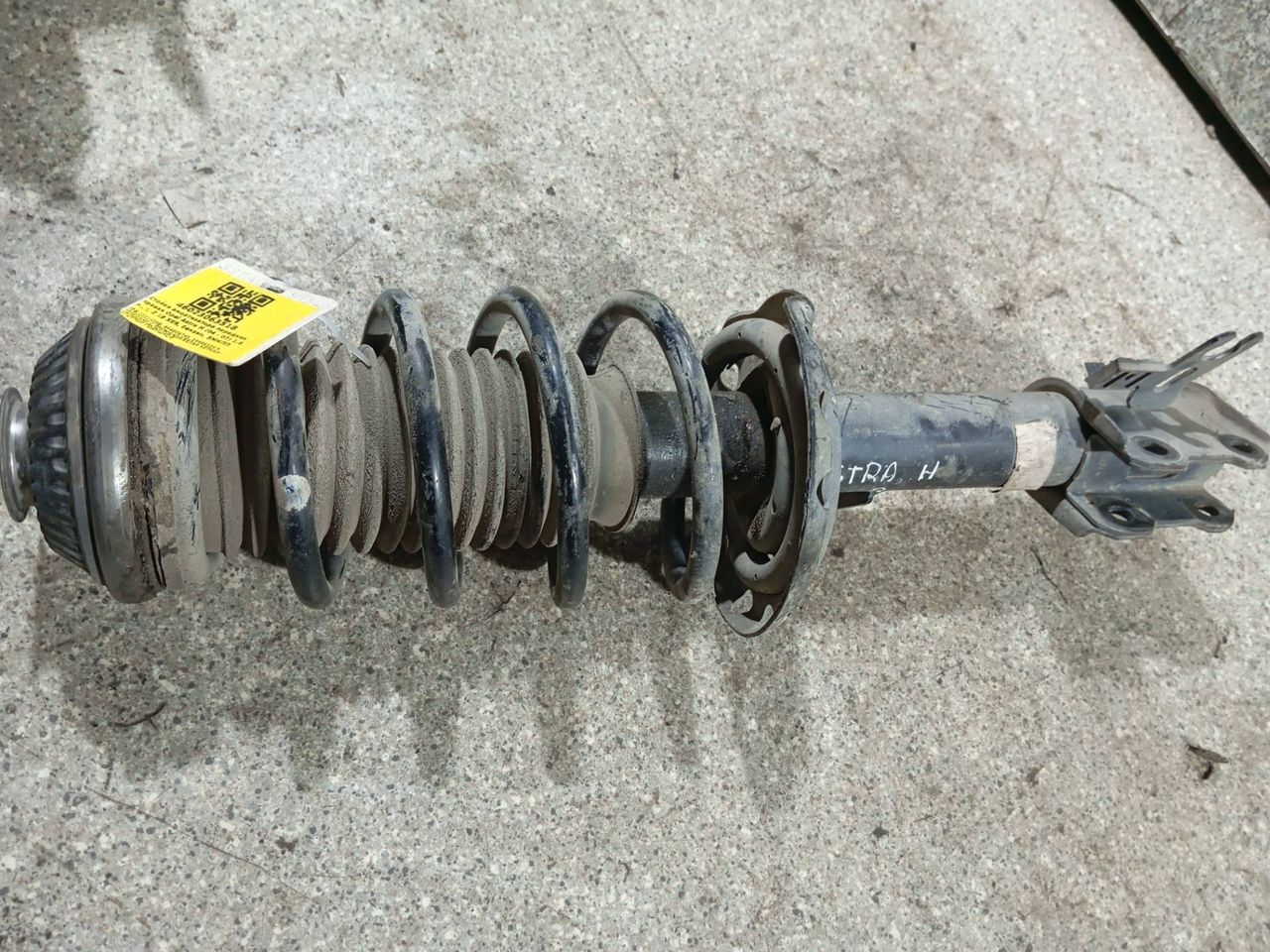 стойка передняя правая Opel Astra H (2004 - 2007), 1.8 л., i, Z 18 XER, бензин, 5МКПП, 22214598, 644609745, 24466539 - фото №1