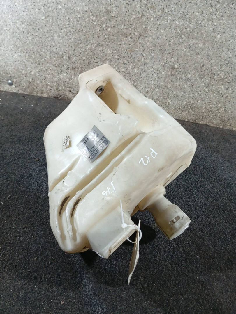бачок омывателя Nissan Primera P12 (2001 - 2008), 28910-AU400 - фото №1