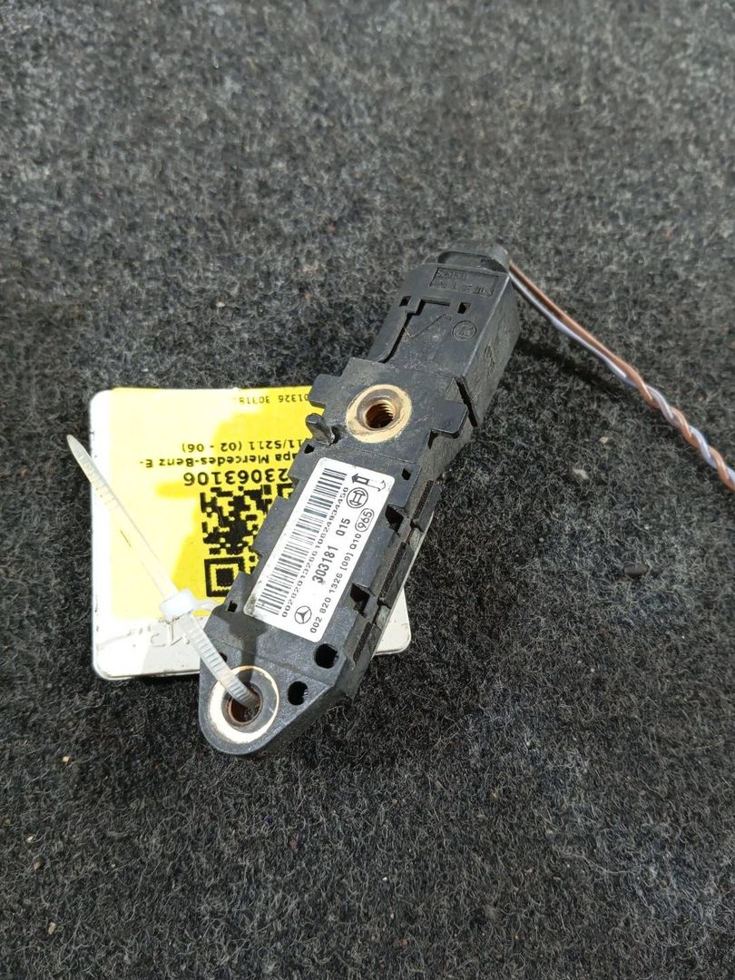 датчик удара Mercedes-Benz E-Класс W210/S210 (1995 - 1999), 0028201326, 303181 - фото №1