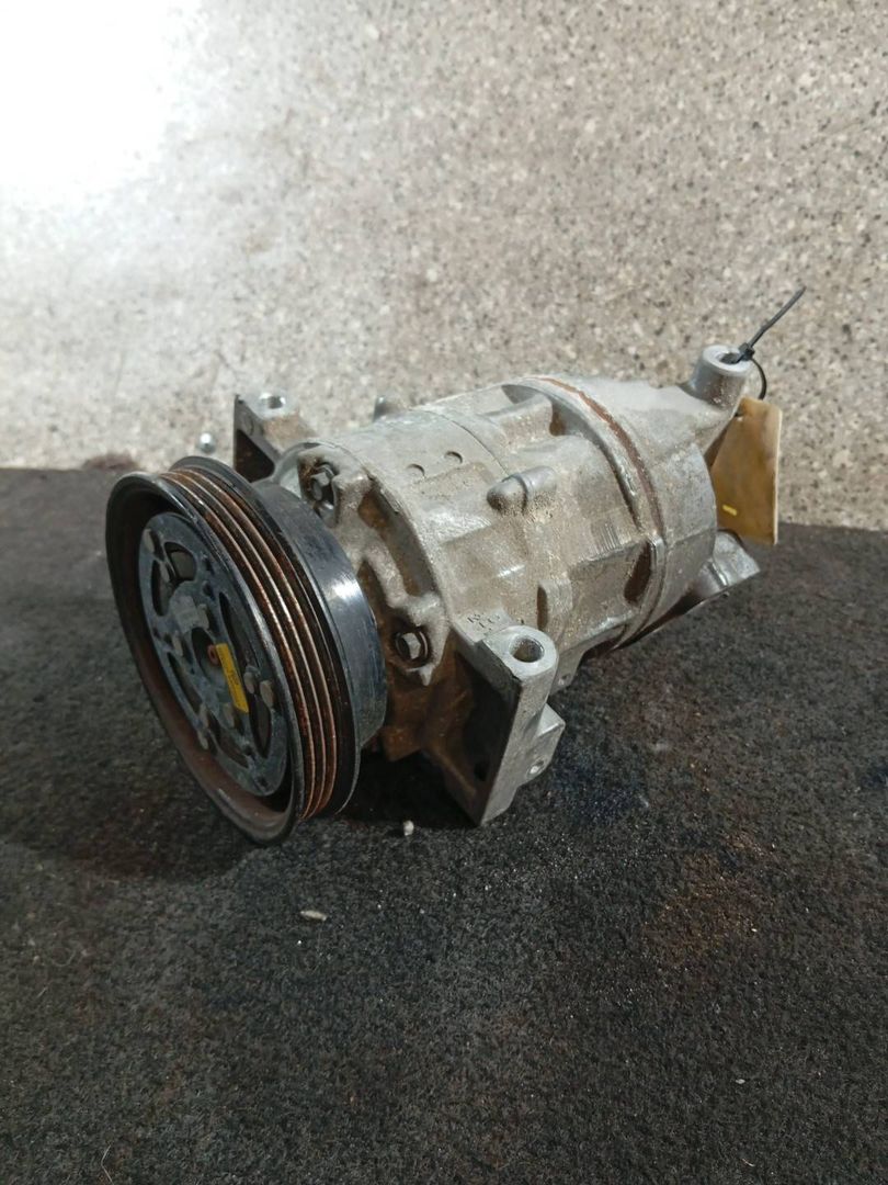 компрессор кондиционера Fiat Stilo 1 поколение (2001 - 2010), 1.6 л., i, 182 B6.000, бензин, МКПП, 447220-8633, 5SL12C-T, 09E00245 - фото №1