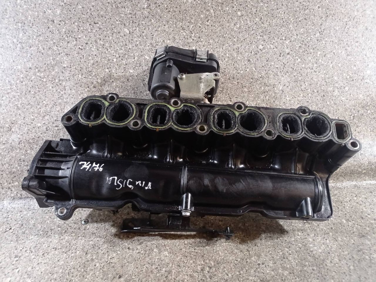 коллектор впускной Opel Insignia 1 поколение (A) (2008 - 2014), 2.0 л., CDTi, A 20 DTH, дизель, 6МКПП, передний привод, 55571993 - фото №1