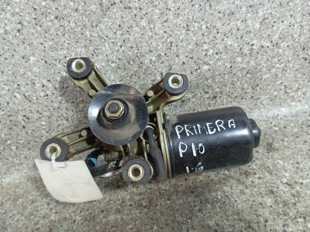 моторчик передних стеклоочистителей (дворников) Nissan Primera P10 (1990 - 1997), 22115767 - фото №1