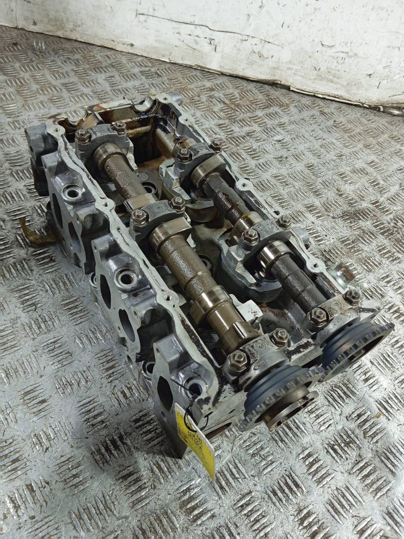 головка блока цилиндров Volkswagen Passat B5 (1996 - 2001), 2.3 л., i, AGZ, бензин, АКПП, 071103373 - фото №1