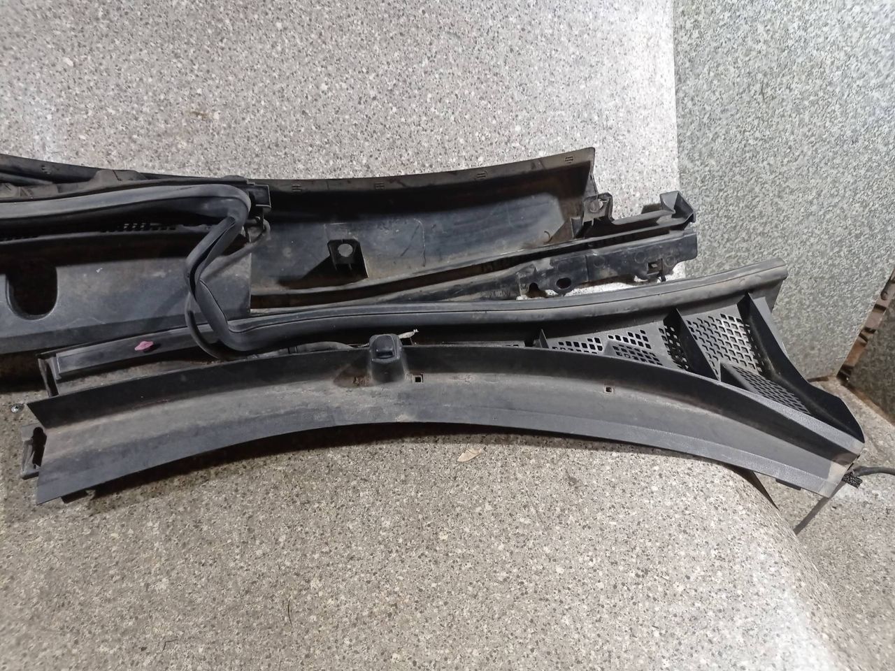 дождевик Mazda 3 BL (2008 - 2011), седан, BBM4507S1, BBM4507R1, BBM450P1 - фото №1