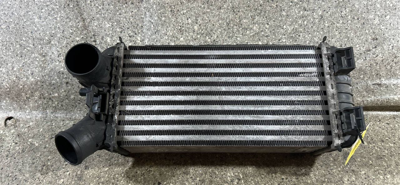 интеркулер Mazda 3 BL (2008 - 2011), 1.6 л., cTDi, дизель, 8V61-9L440-BC, P8381001 - фото №1