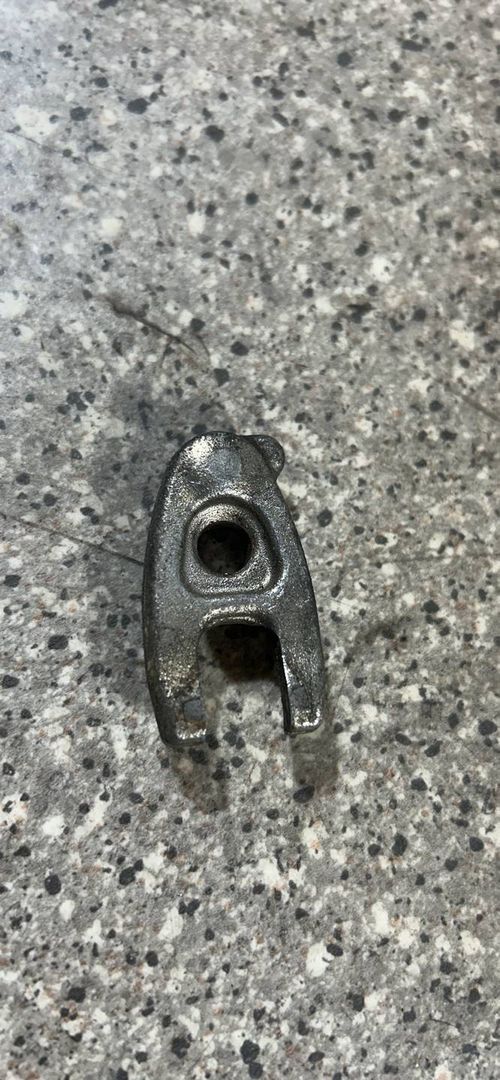 крепление форсунки Renault Megane 2 поколение (2002 - 2006), 1.5 л., DCi, K9K 732, дизель, МКПП, 8200294788 - фото №1