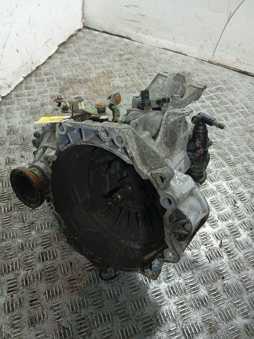 КПП механическая (МКПП) Volkswagen Golf 4 поколение (1997 - 2006), 1.6 л., i, AKL, бензин, 5МКПП, DLP - фото №1