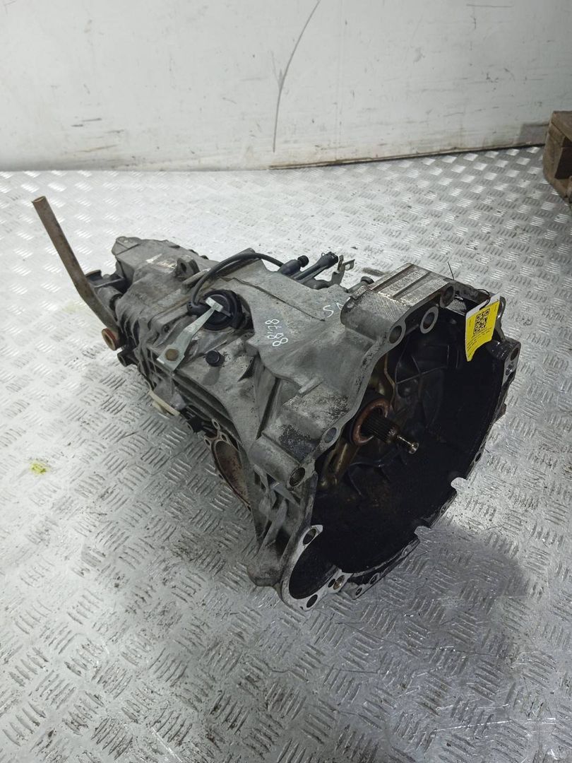 КПП механическая (МКПП) Audi A4 B5 (1994 - 1999), 1.9 л., TDi, AHH, дизель, 5МКПП, передний привод, DVS - фото №1