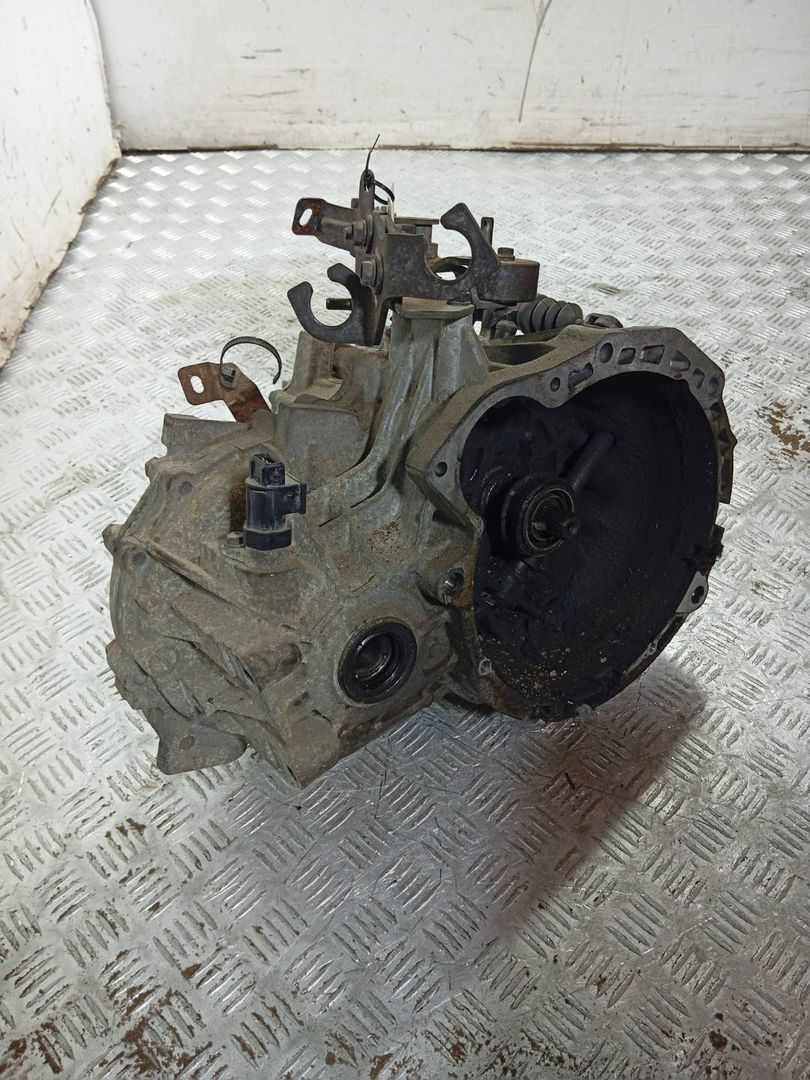 КПП механическая (МКПП) Hyundai Getz 1 поколение (2002 - 2005), 1.1 л., i, G4HD, бензин, 5МКПП, 958916 - фото №1