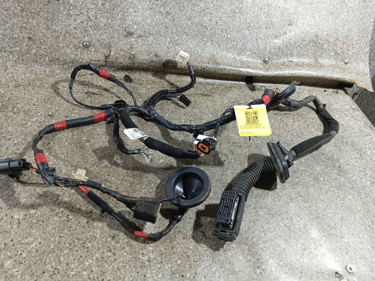 дверная проводка Hyundai i30 GD (2012 - 2015), хетчбэк 5 дв. - фото №1