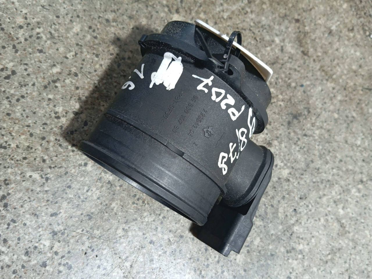 расходомер воздуха Peugeot 207 1 поколение (2006 - 2009), 1.6 л., HDi, 9HV (DV6TED4), дизель, 5МКПП, 72834204, 9650010780 - фото №1
