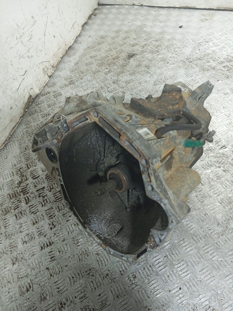 КПП механическая (МКПП) Renault Megane 3 поколение (2008 - 2014), 1.6 л., i, K4M 858, бензин, 6МКПП, TL4030 - фото №1