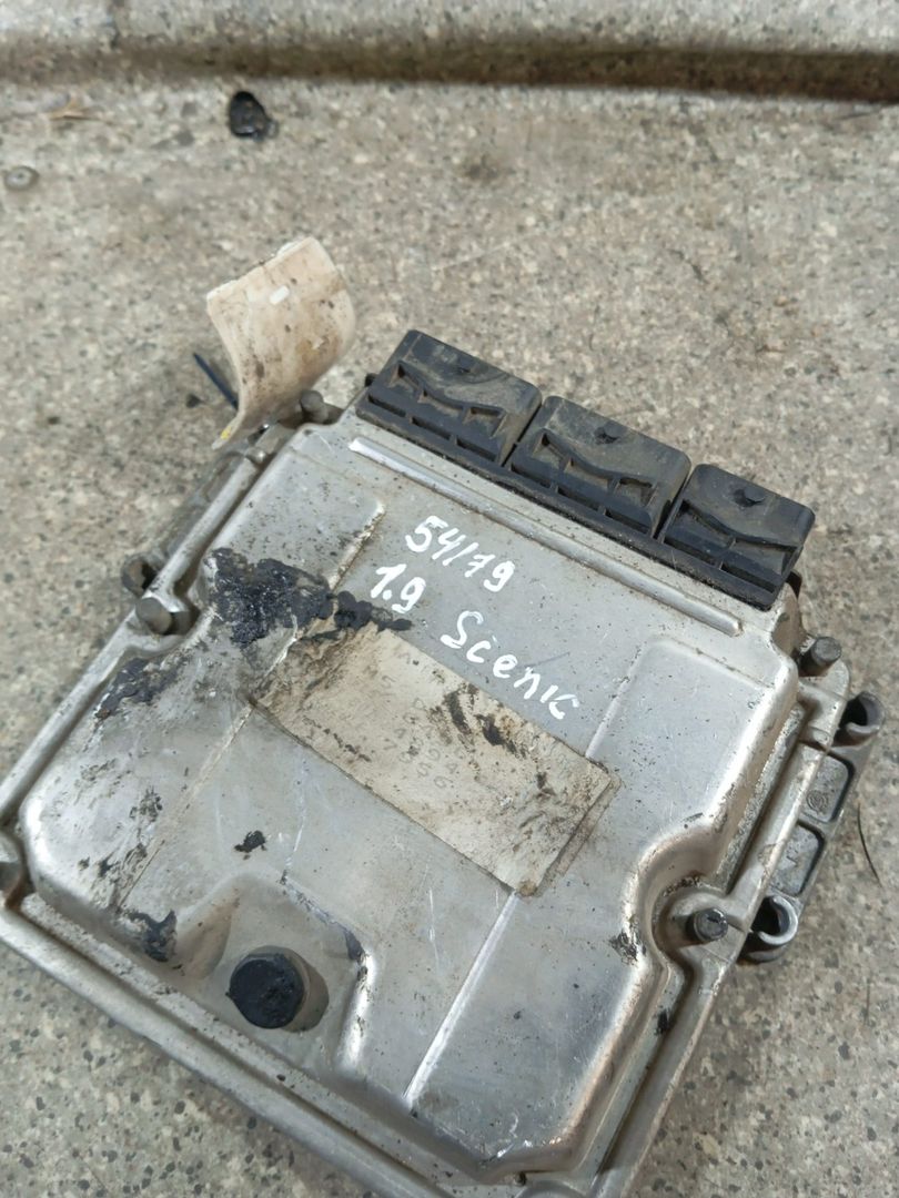 блок управления двигателем Renault Scenic RX4 1 поколение (1996 - 1999), 1.9 л., F9Q 740, дизель, МКПП, полный привод, 0281010843 - фото №1