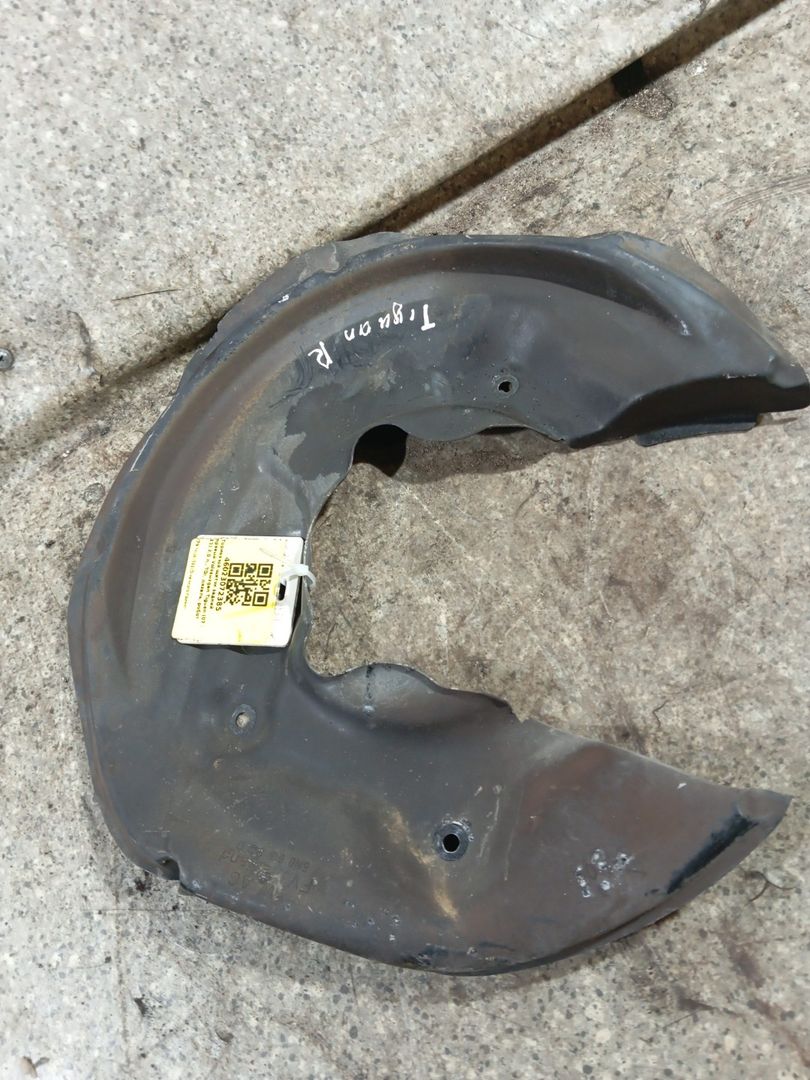 защитный кожух тормозного механизма Volkswagen Tiguan 1 поколение (2007 - 2011), 2.0 л., TDi, дизель, робот, полный привод, 5N0615612D - фото №1