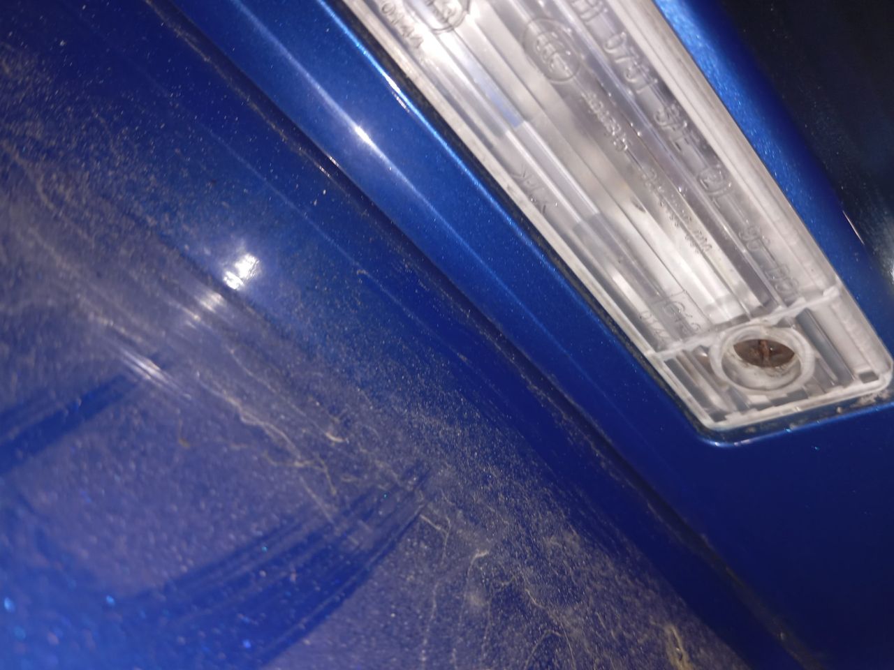 подсветка номера Chevrolet Cruze 1 поколение (2009 - 2012), седан - фото №1