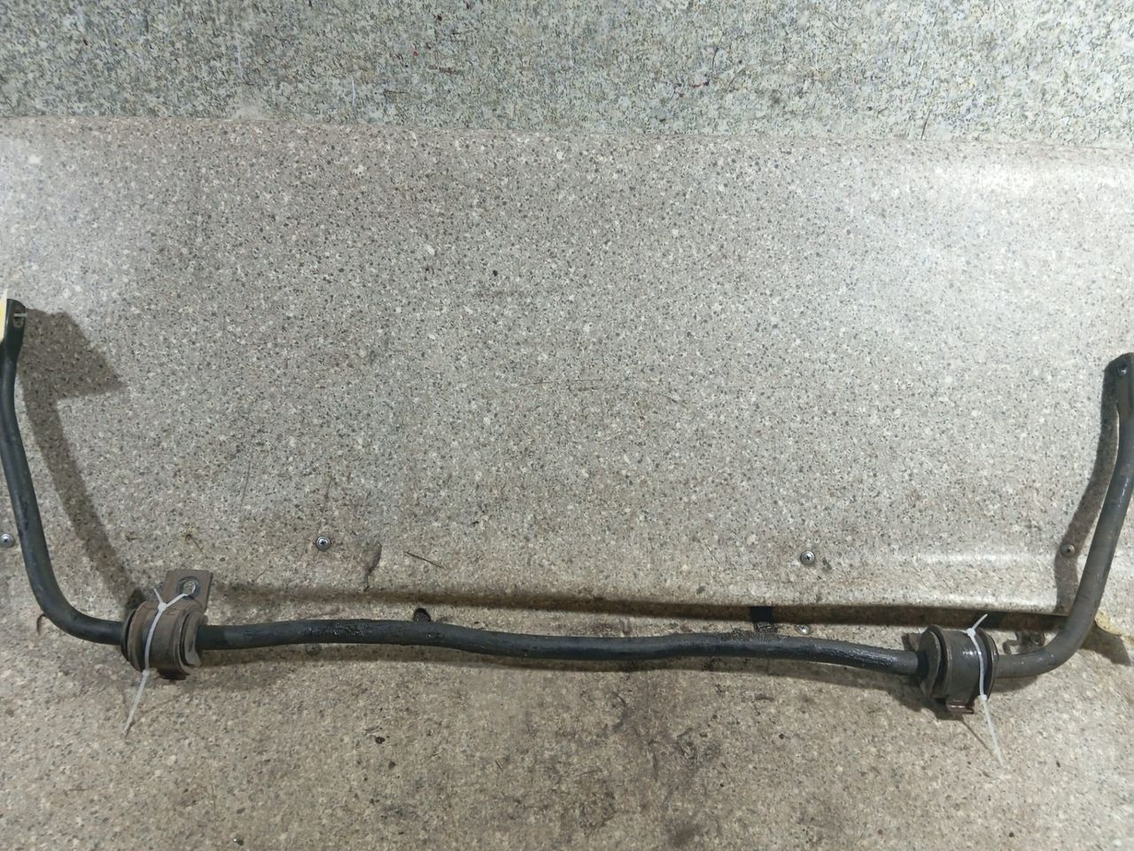 стабилизатор подвески задний Renault Scenic RX4 1 поколение (1996 - 1999), 1.9 л., дизель, полный привод - фото №1