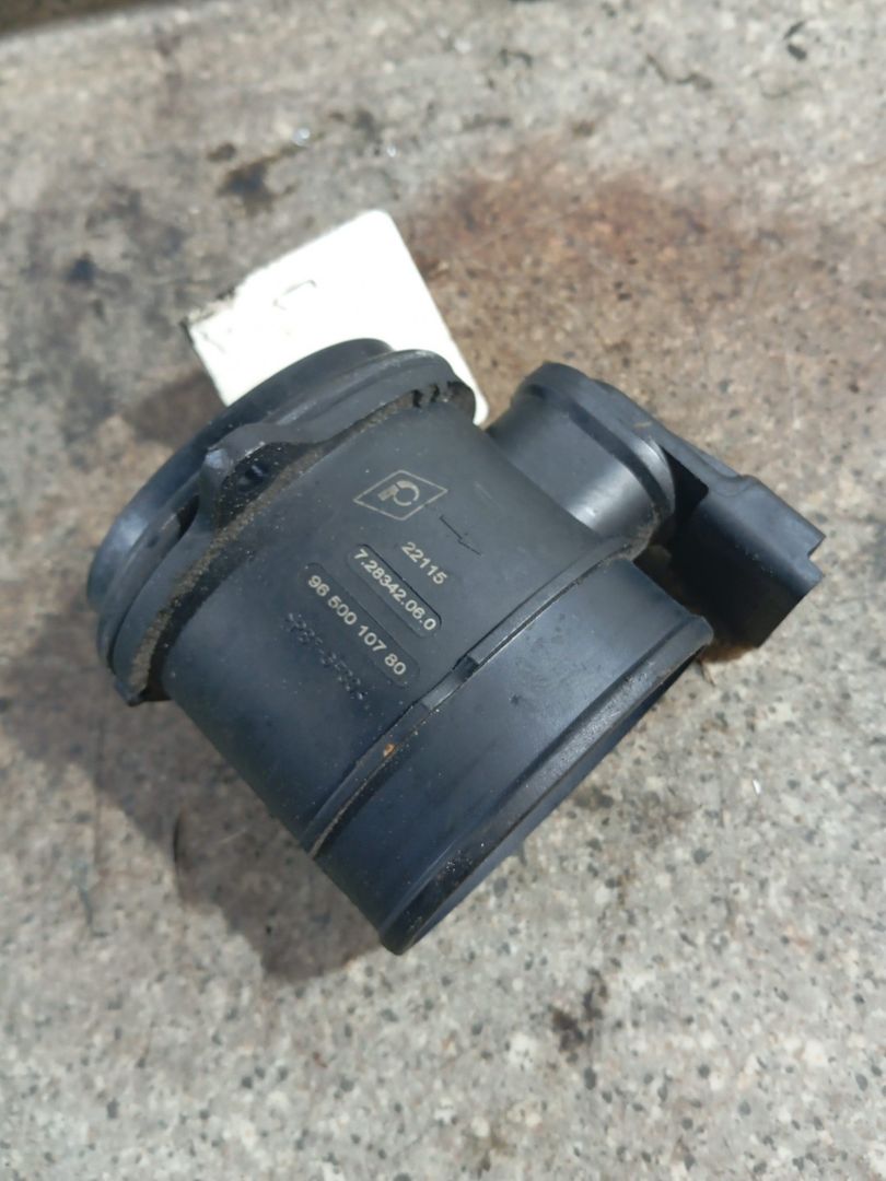 расходомер воздуха Citroen C4 1 поколение (2004 - 2008), 1.6 л., 9HZ (10JB86), дизель, робот, 9650010780, 728342060 - фото №1