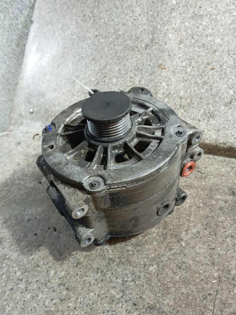 генератор Mercedes-Benz E-Класс W210/S210 (1995 - 1999), 2.2 л., OM 611.961, дизель, МКПП, A0001501650 - фото №1