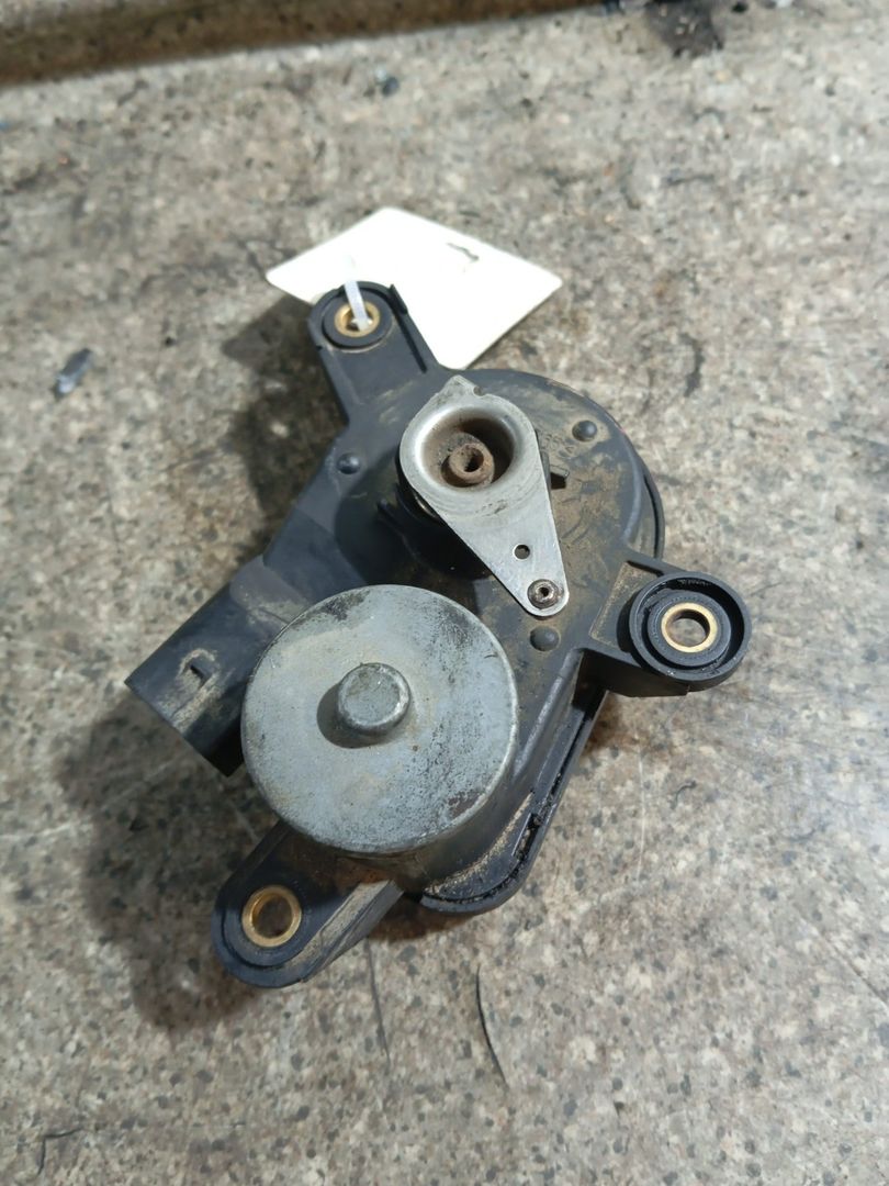 сервопривод заслонок впускного коллектора Mercedes-Benz E-Класс W210/S210 (1995 - 1999), 2.2 л., OM 611.961, дизель, МКПП, A6111500794, 72264428 - фото №1