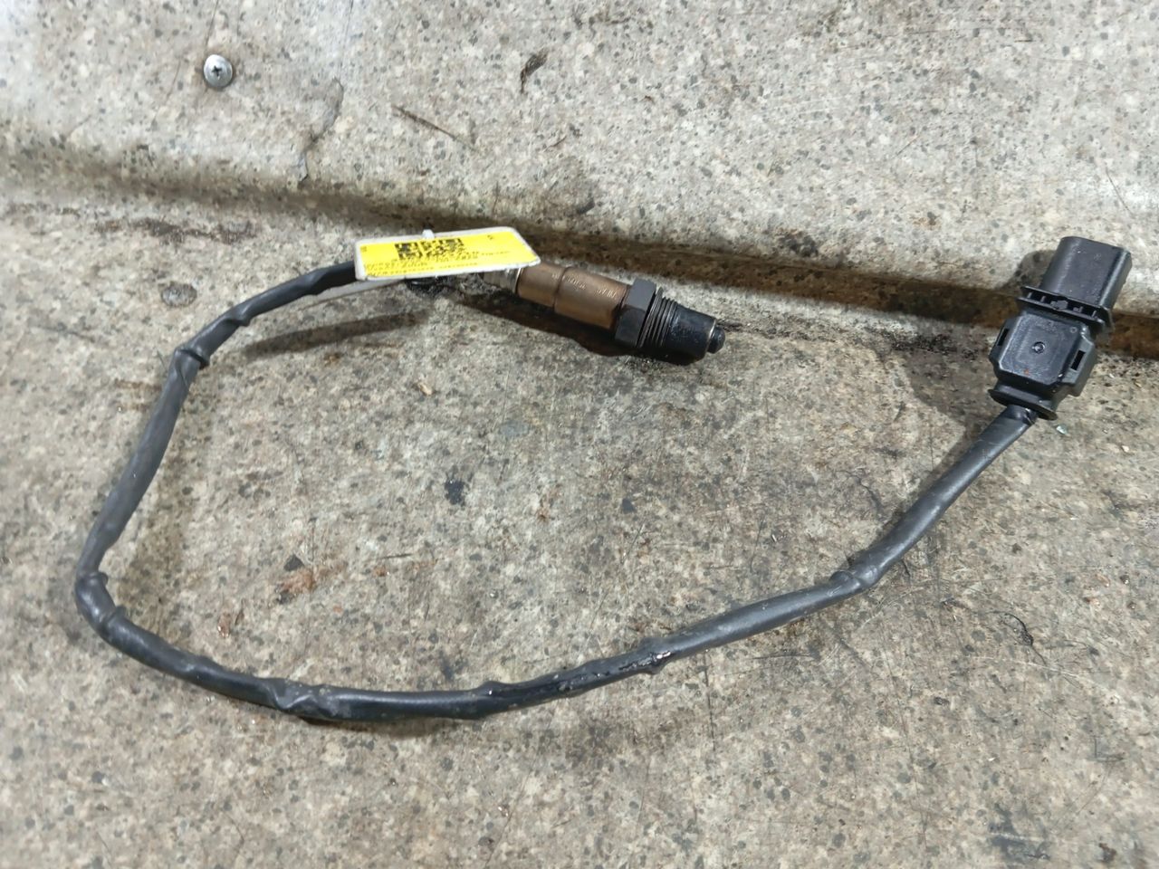 лямбда-зонд Volkswagen Tiguan 1 поколение (2007 - 2011), 2.0 л., TDi, CBAB, дизель, АКПП, 03L906262B, 0281004085, 0281004086 - фото №1