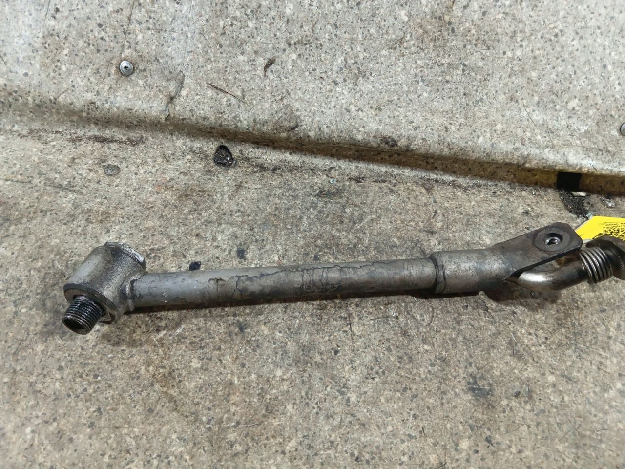 масляная трубка турбины Volkswagen Tiguan 1 поколение (2007 - 2011), 2.0 л., TDi, CBAB, дизель, АКПП - фото №1