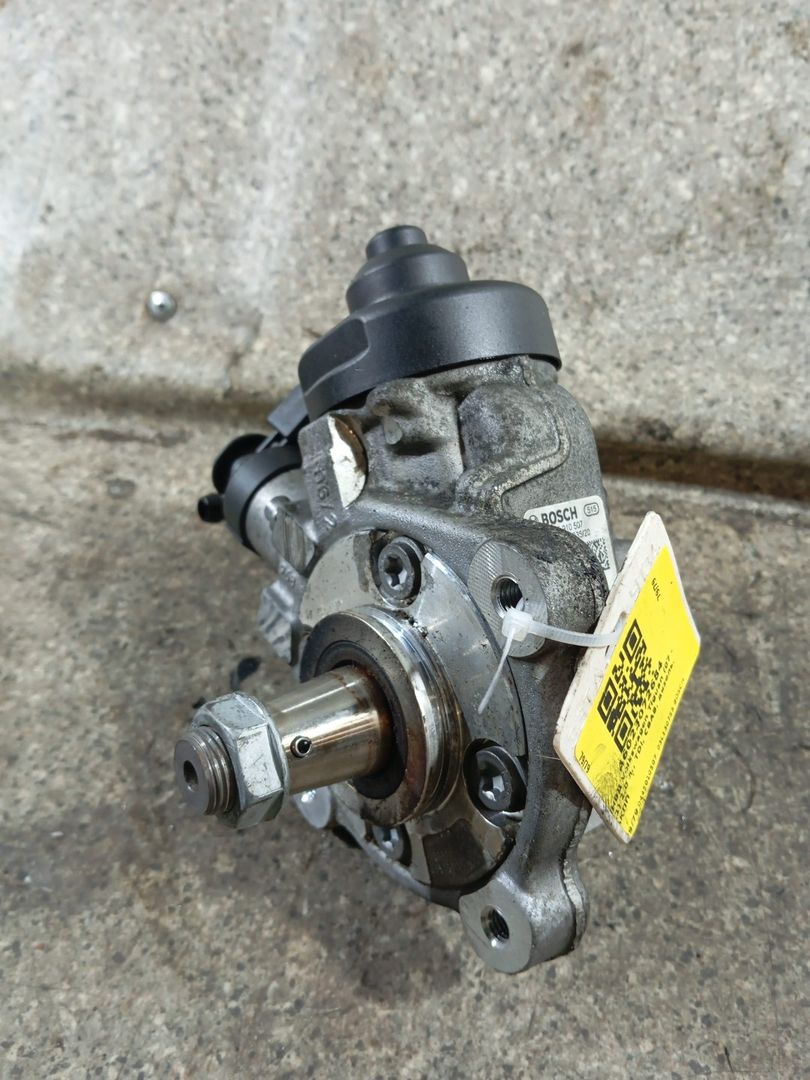 ТНВД Volkswagen Tiguan 1 поколение (2007 - 2011), 2.0 л., TDi, CBAB, дизель, АКПП, 0445010507, 03L130755 - фото №1