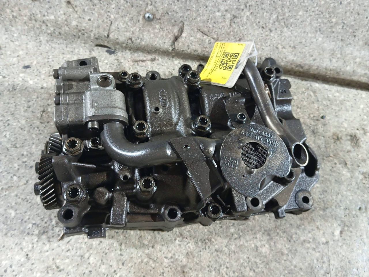 вал балансирный Volkswagen Tiguan 1 поколение (2007 - 2011), 2.0 л., TDi, CBAB, дизель, АКПП - фото №1