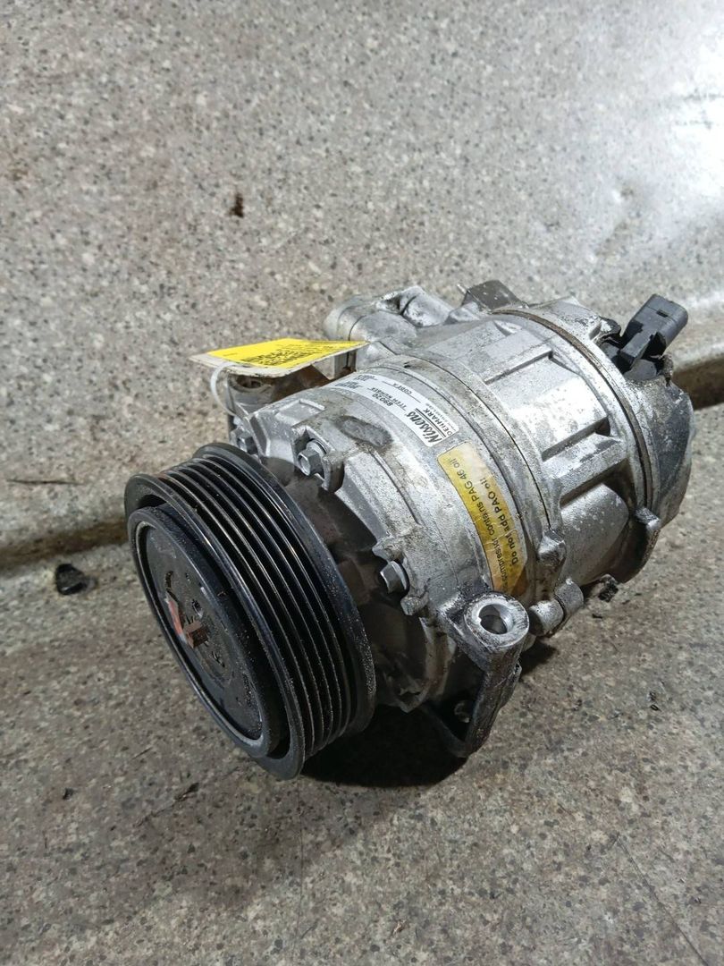компрессор кондиционера Volkswagen Tiguan 1 поколение (2007 - 2011), 2.0 л., TDi, CBAB, дизель, АКПП, 89020, 2015W3 - фото №1