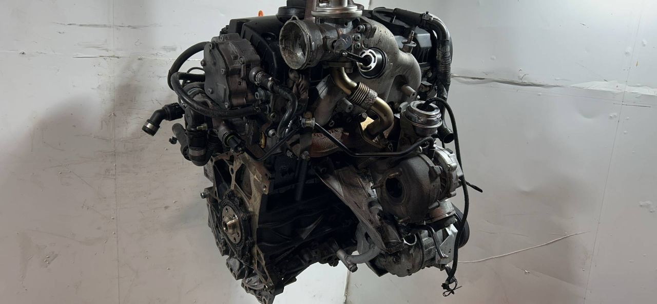 двигатель Audi A4 B6 (2000 - 2006), 1.9 л., TDi, AVF, дизель, МКПП - фото №1