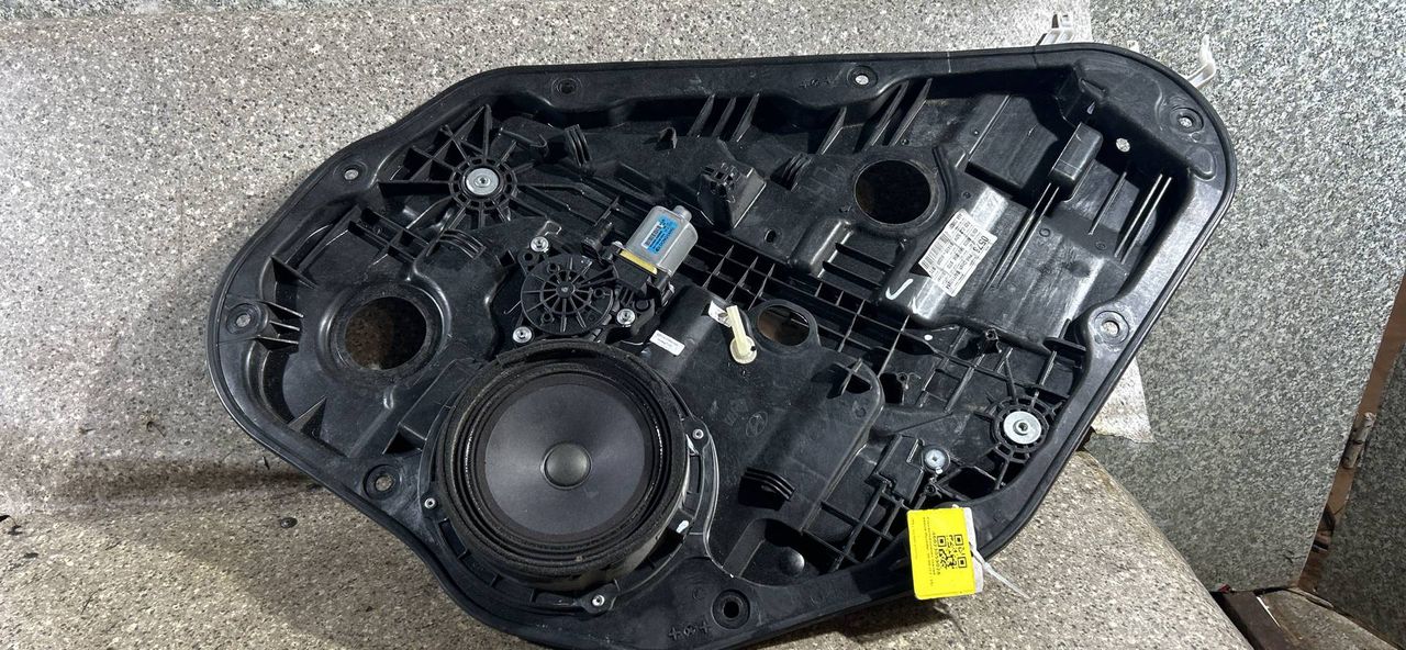 стеклоподъемник задний левый Hyundai i30 GD (2012 - 2015), хетчбэк 5 дв. - фото №1