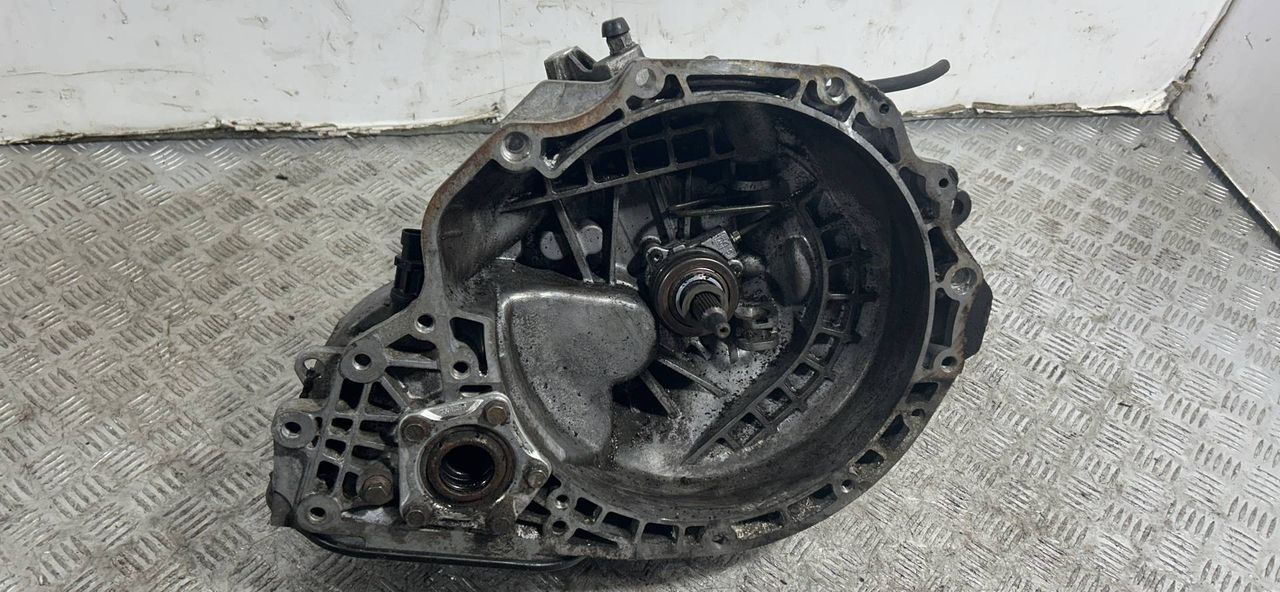 КПП механическая (МКПП) Chevrolet Lacetti 1 поколение (2004 - 2013), 1.8 л., i, T18SED, бензин, МКПП, 96180859 - фото №1