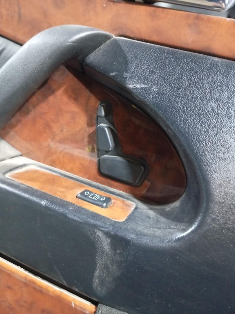 блок управления сиденьем Mercedes-Benz S-Класс W140/C140 (1991 - 1993), седан - фото №1
