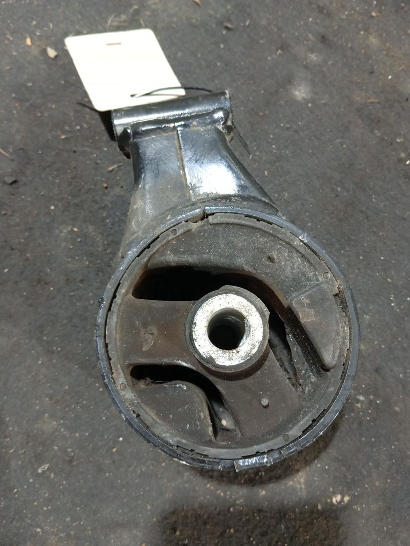 подушка крепления двигателя Opel Vectra C (2002 - 2005) - фото №1