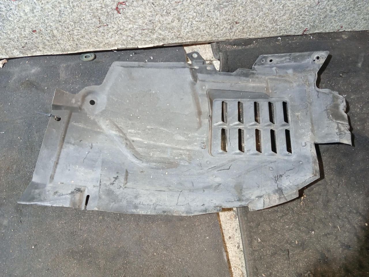 защита арок передняя левая (подкрылок) Nissan Murano Z50 (2002 - 2008), 63845CA000 - фото №1